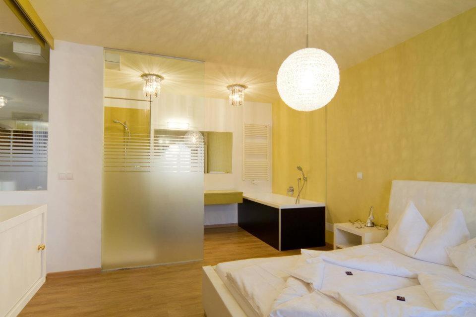 Felderer Boutiquehotel Caldaro Esterno foto