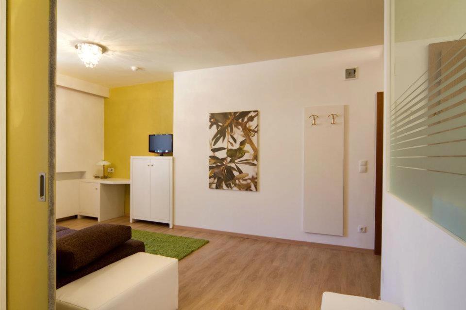 Felderer Boutiquehotel Caldaro Esterno foto