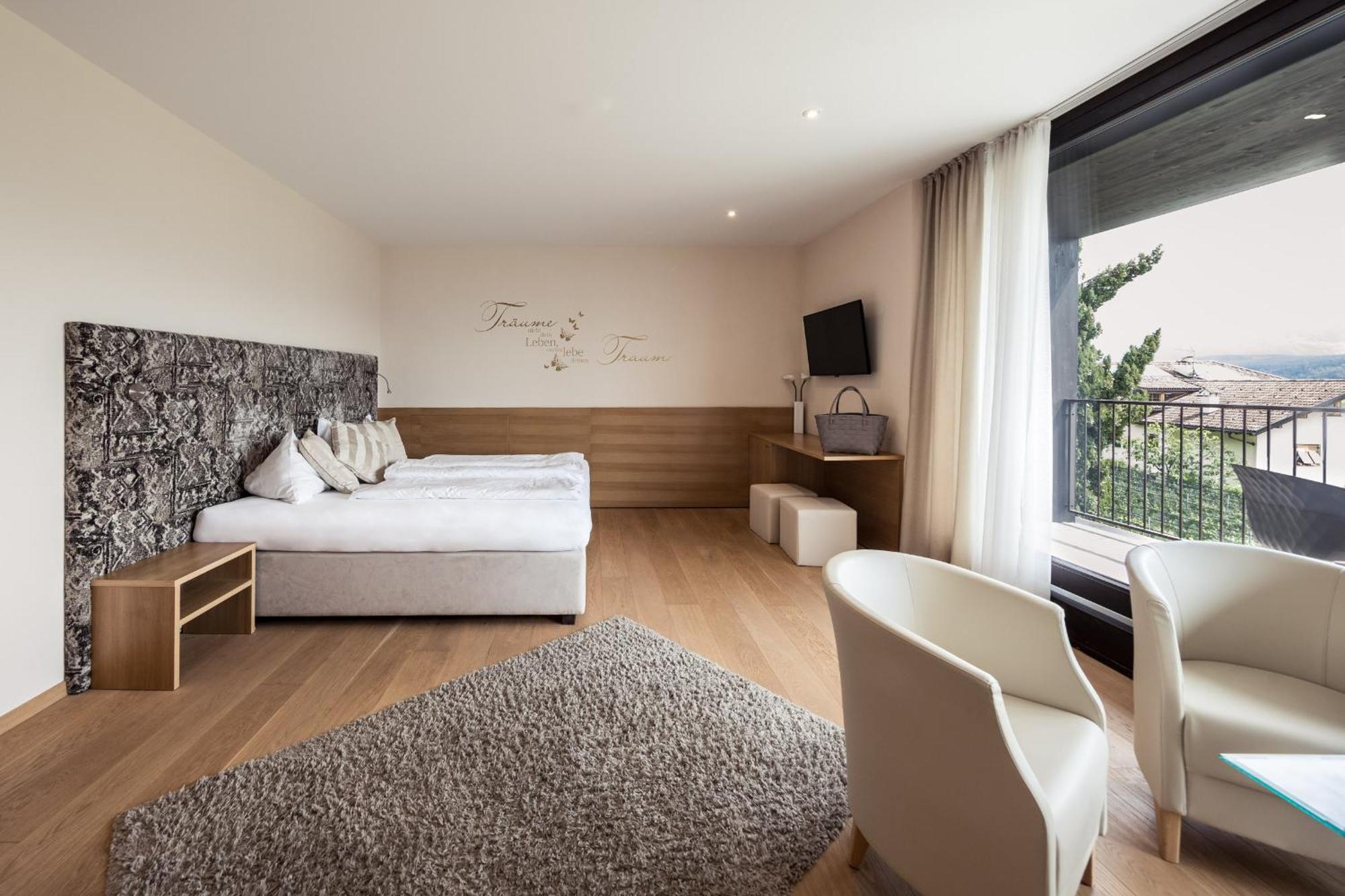 Felderer Boutiquehotel Caldaro Esterno foto